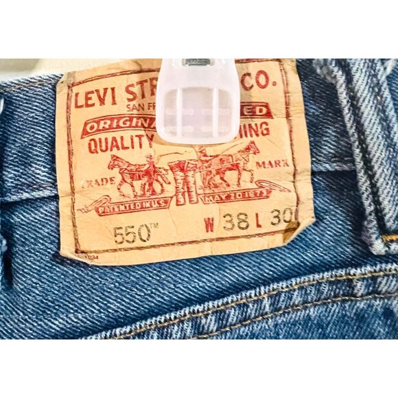 Levis 550 Mens Relaxed Fit Blue Denim Jeans100% Cotton Classic Denim 38 x 30 - Picture 3 of 5